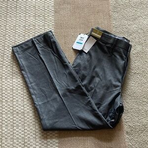 NWT J. M. Haggar Classic Fit Gray Premium Stretch Pants 36x30